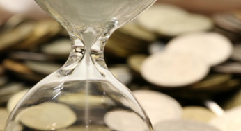 美银：IBM(IBM.US)收购Confluent(CFLT.US)深度契合AI与云